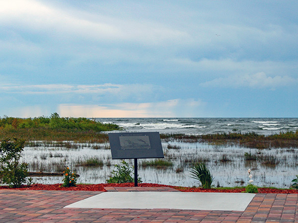 Carl D. Bradley Lakeview Park