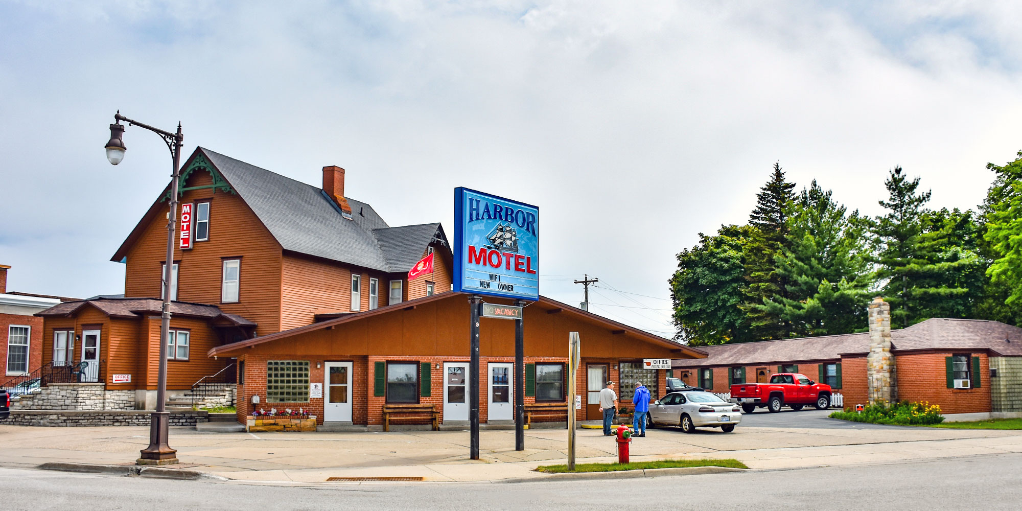 Harbor Motel